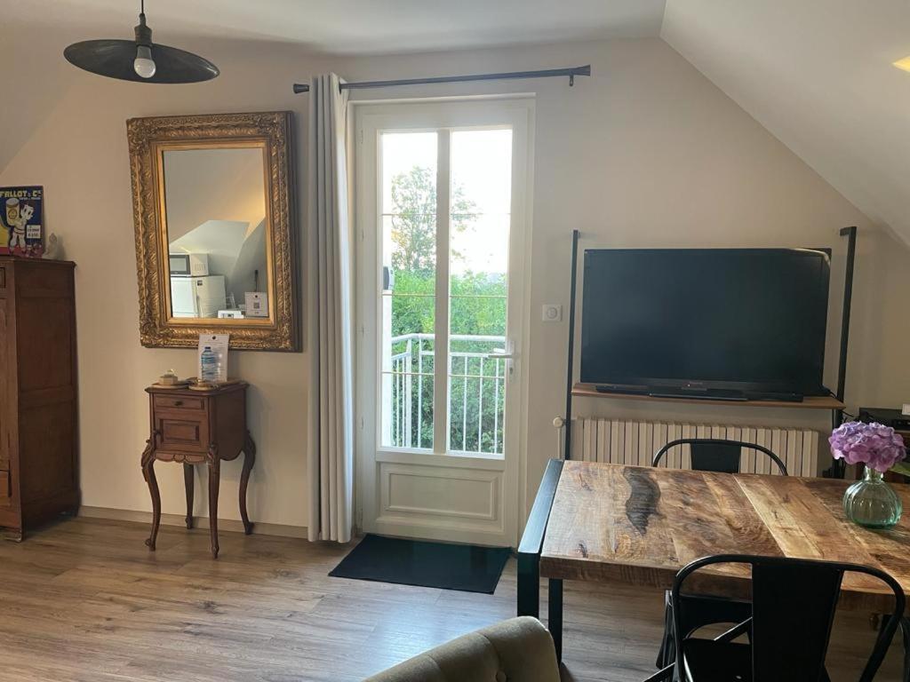 Gite Le Domaine D Orphee Marmagne  Eksteriør billede